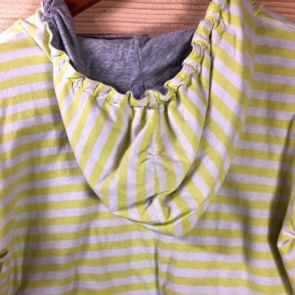 Reversible‎ Hooded Shirt - Picture 6 of 9